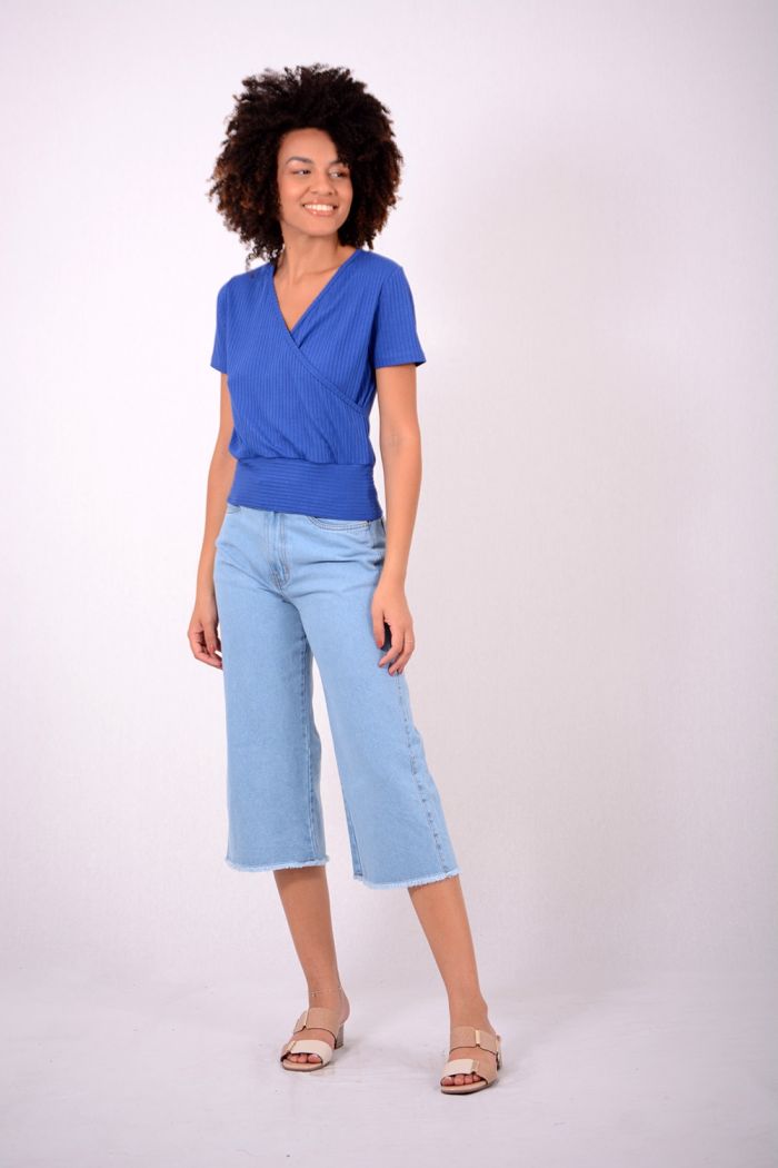 BLUSA CANELADA TRANSPASSADA MANGA CURTA