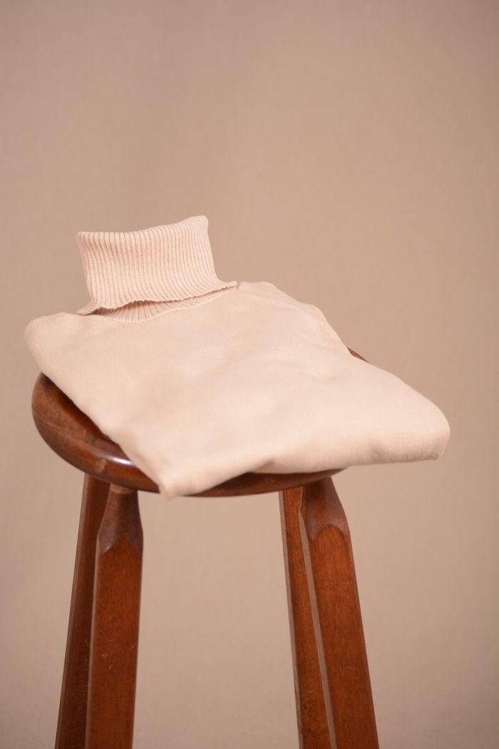 BLUSA ELASTANO GOLA ALTA